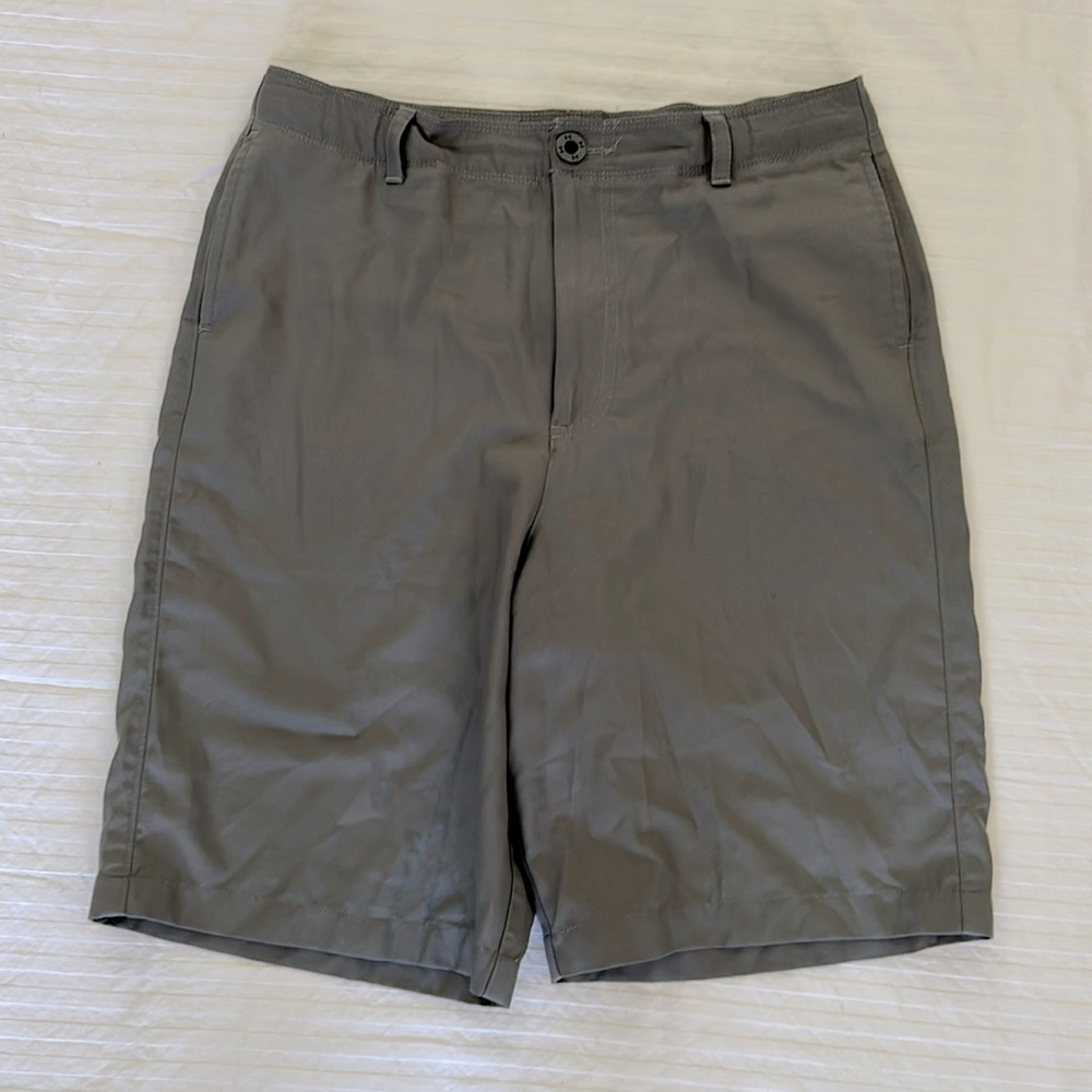 UA Golf Shorts - Picture 1 of 3